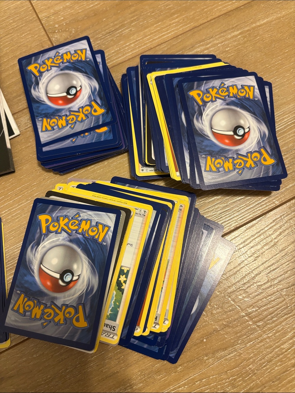 Assorted Pokemon Cards! Could be worth money 💰
